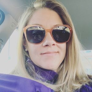 Meet your Posher, Angela